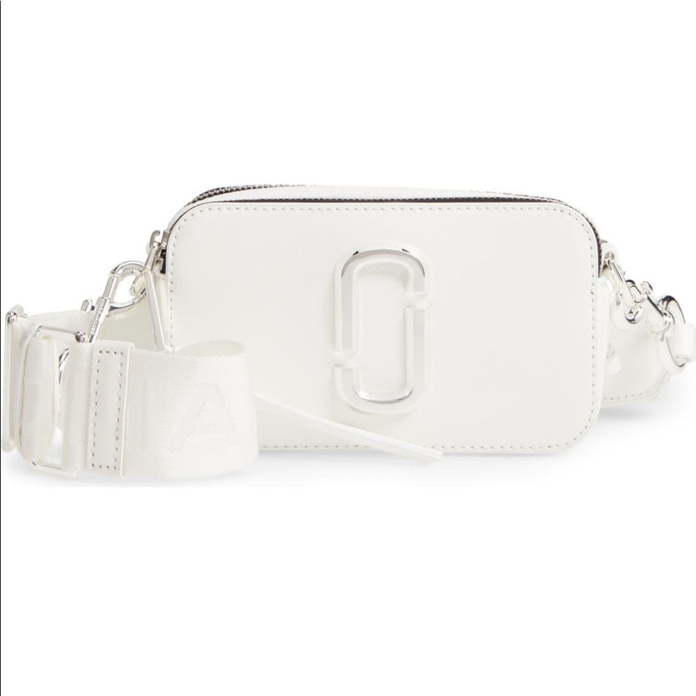 💯 Authentic Marc Jacobs Snapshot